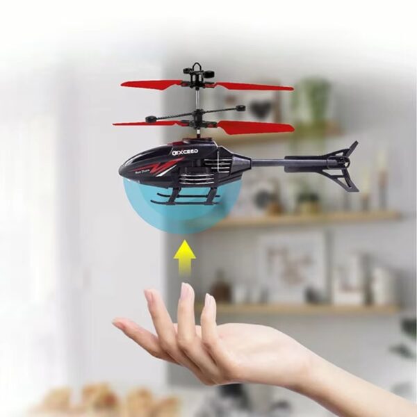 Helicopter with sensor - Image 2